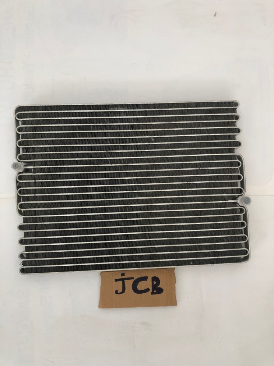 86739 JCB İŞ MAKİNASI CONDENSER