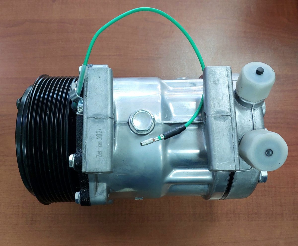 1027J5 7H15 GC46 19D629 AB FORD CARGO 24V 8PK ÜSTTEN ÇIKIŞ İNCE KALIN (SANDEN) KLİMA KOMPRESÖRÜ